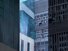 DJI FlyCart 30 50m cao Tẩy sạch tòa nhà Hệ thống máy bay không người lái gắn kết